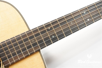 OM-28E Modern Deluxe